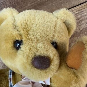 Vintage fashion sports bear 15” no tag great preowned condition